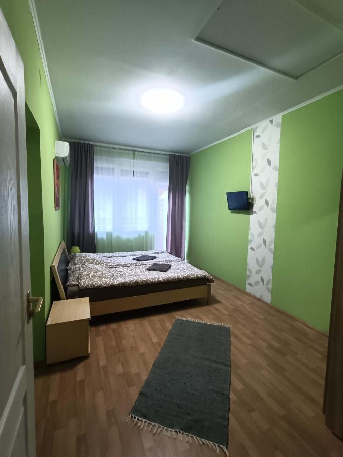 Toelgyfa Vendeghaz Hotel Balatonszepezd Buitenkant foto