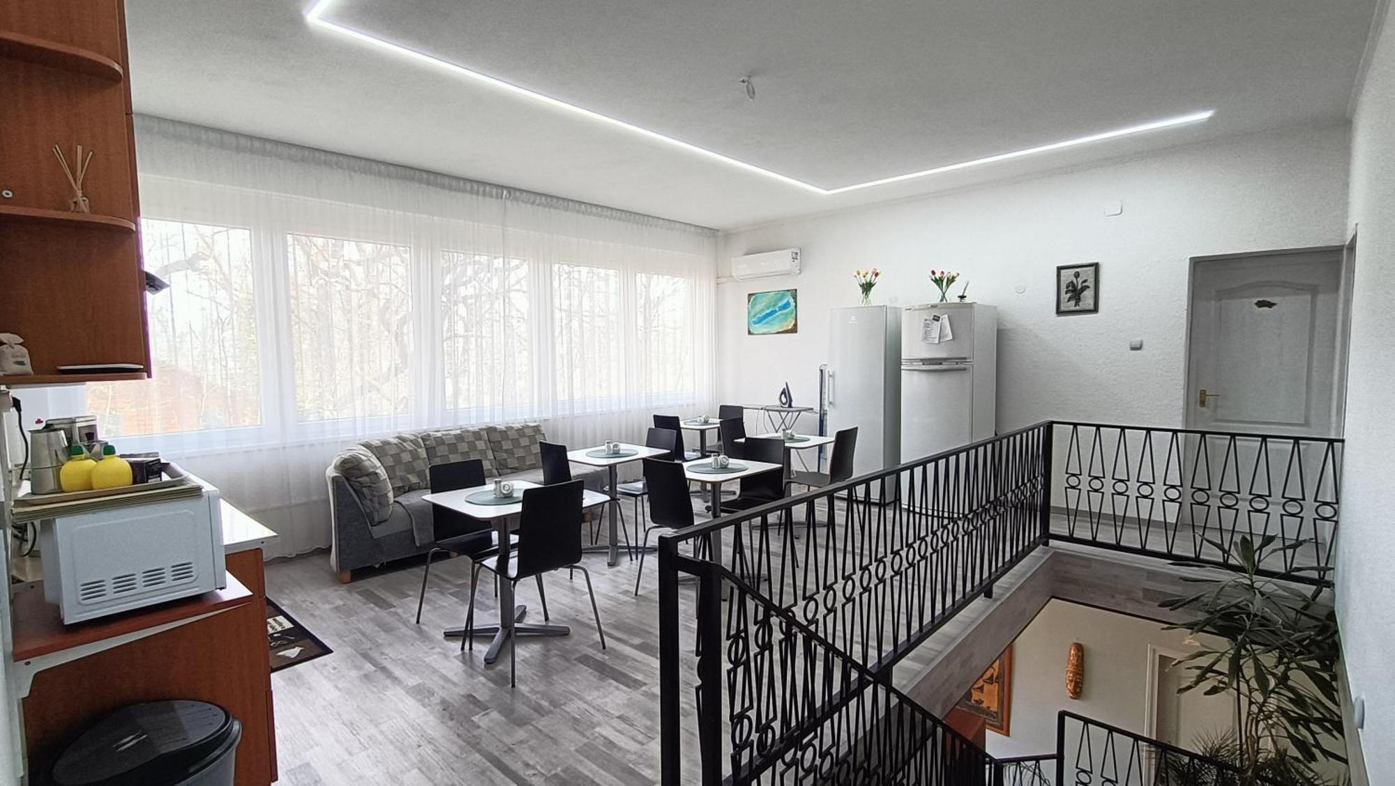 Toelgyfa Vendeghaz Hotel Balatonszepezd Buitenkant foto