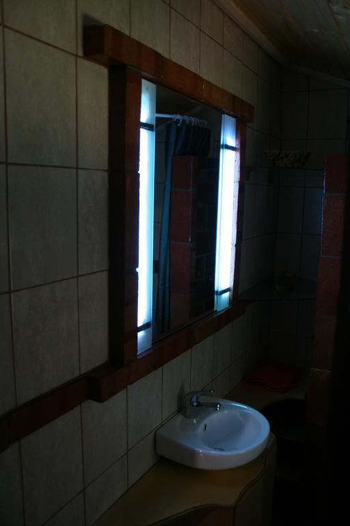 Toelgyfa Vendeghaz Hotel Balatonszepezd Buitenkant foto